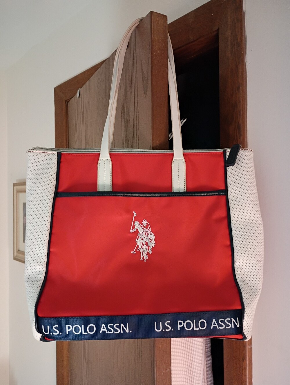 U.S. Polo Assn.Red and White Tote Bag, EUC, Approximately 9.5 X 13.5